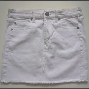 AEO White High Rise Mini Skirt